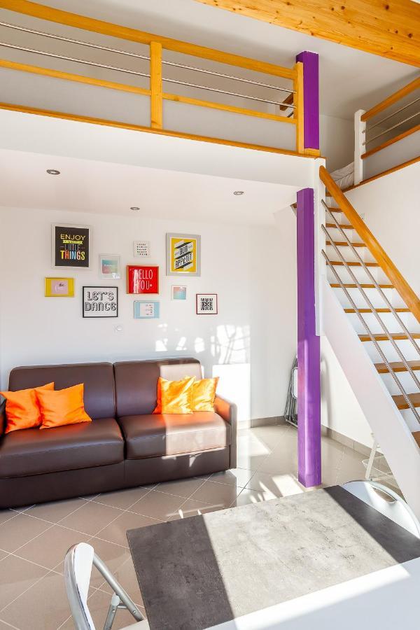 Studio mezzanine near Disneyland Paris Appartamento Bailly-Romainvilliers Esterno foto